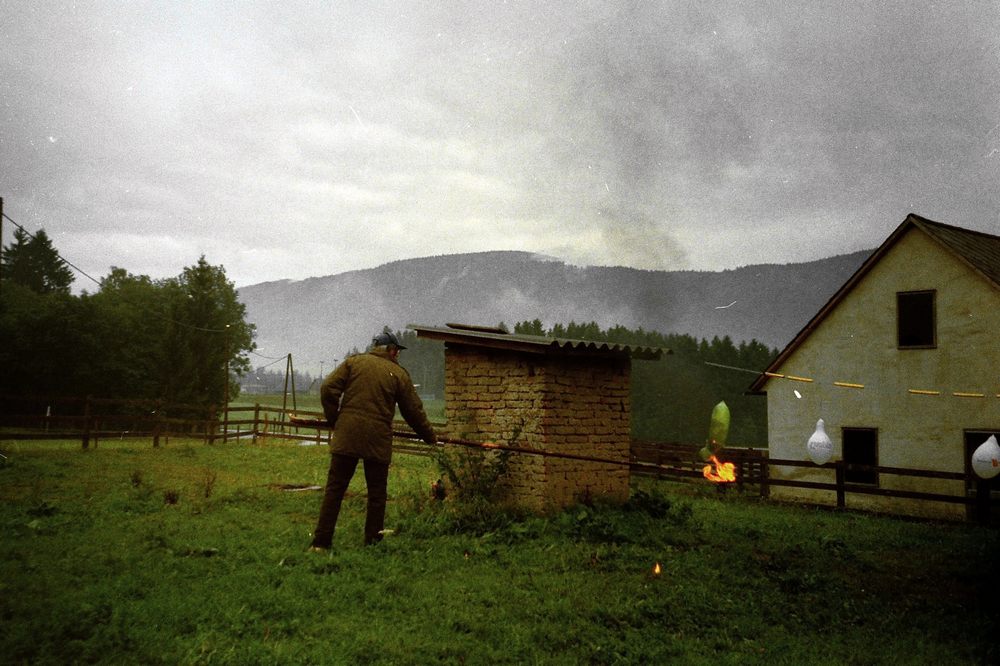 sais1994_00_12.jpg