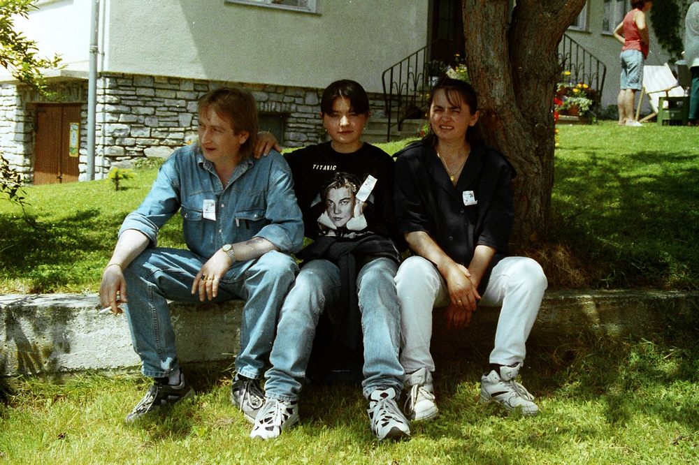 sais1994_00_194.jpg