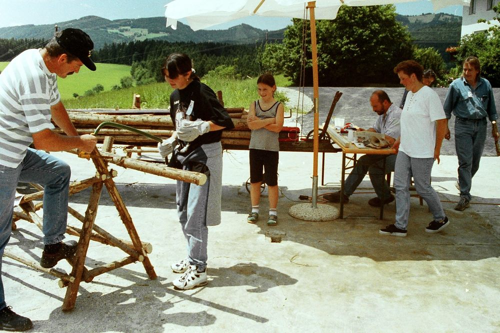 sais1994_00_196.jpg