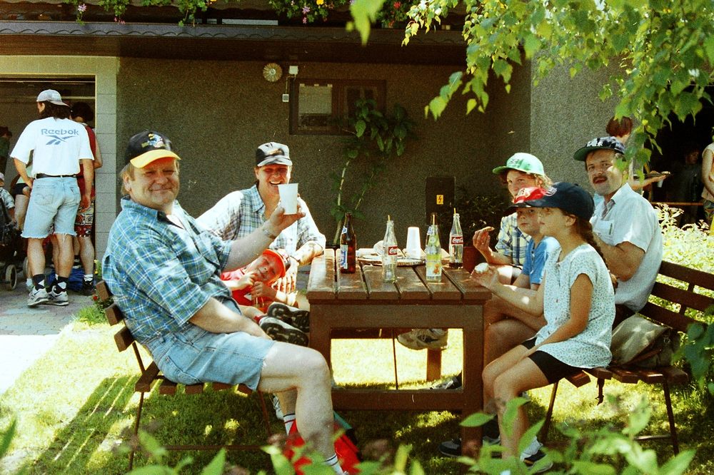 sais1994_00_242.jpg