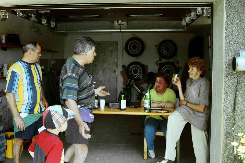 sais1994_00_250.jpg