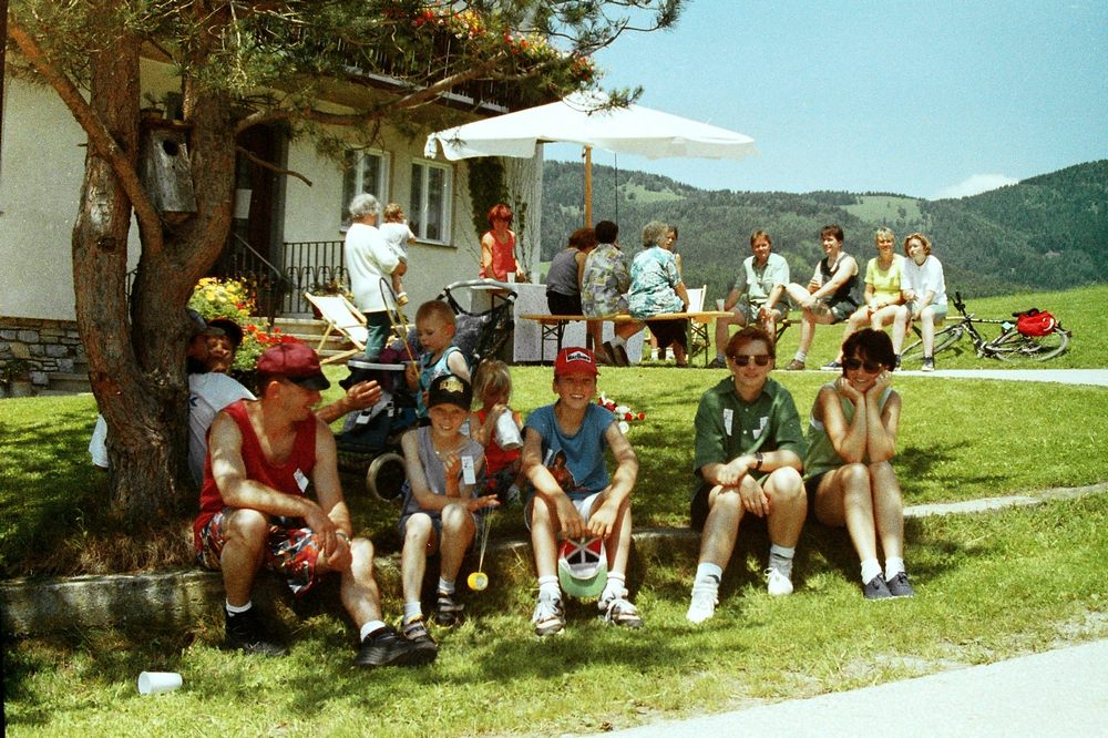 sais1994_00_260.jpg