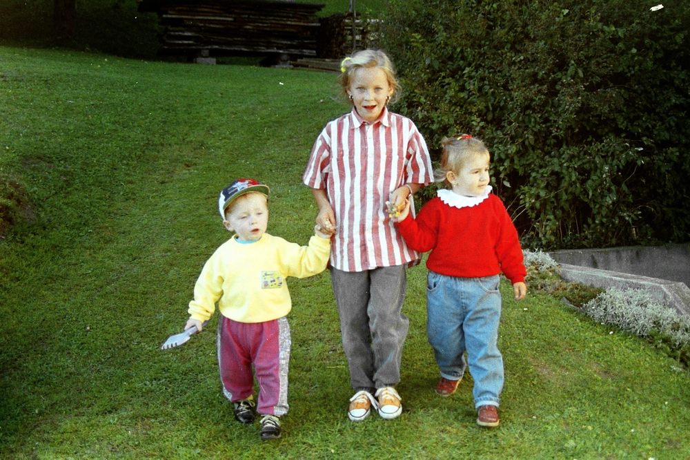 sais1994_00_378.jpg
