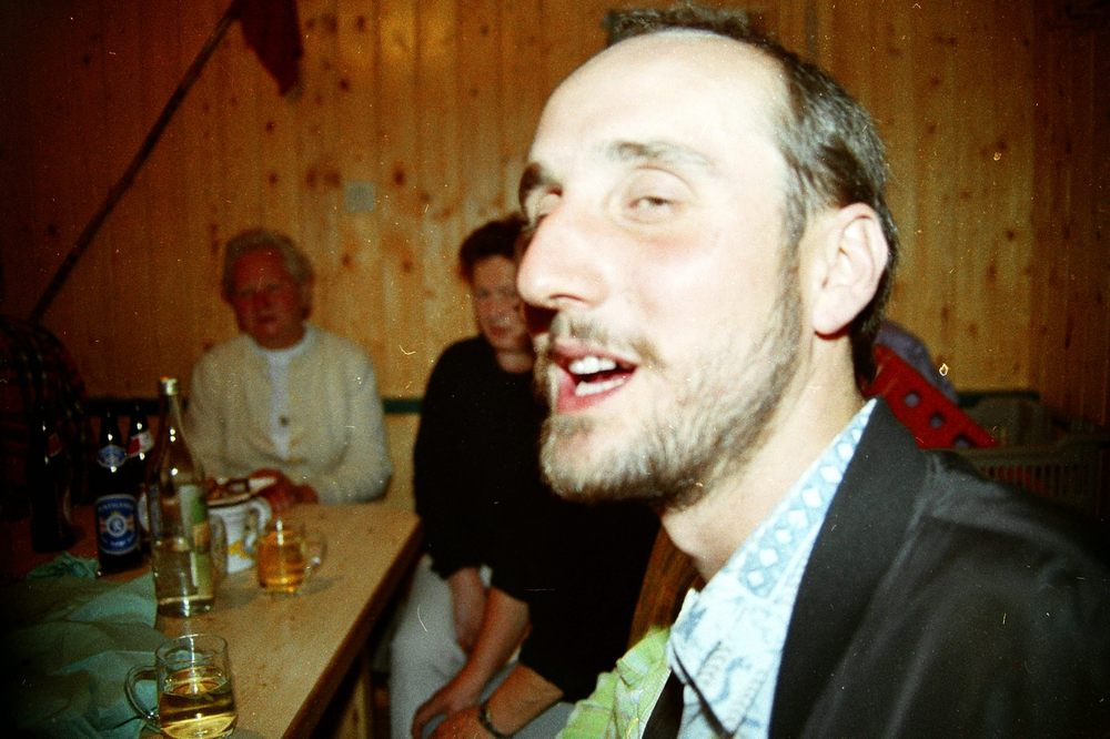 sais1994_00_422.jpg