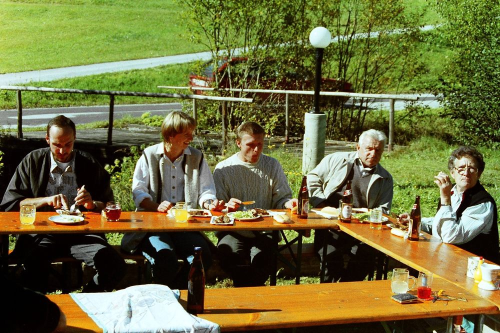 sais1994_00_426.jpg