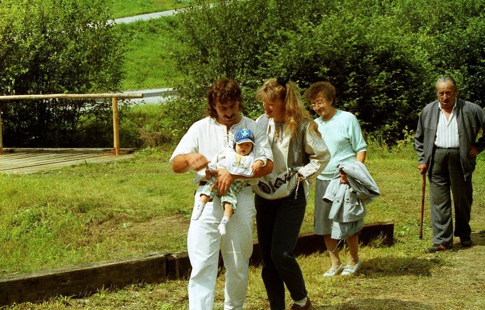 sais1994_00_630.jpg