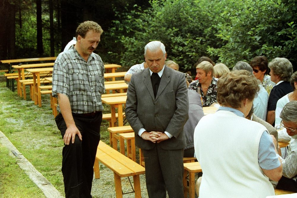 sais1994_00_638.jpg