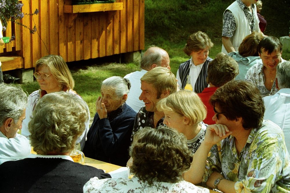 sais1994_00_646.jpg