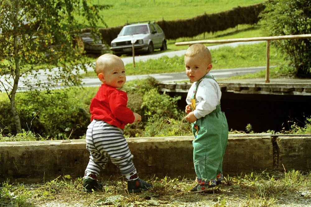 sais1994_00_654.jpg