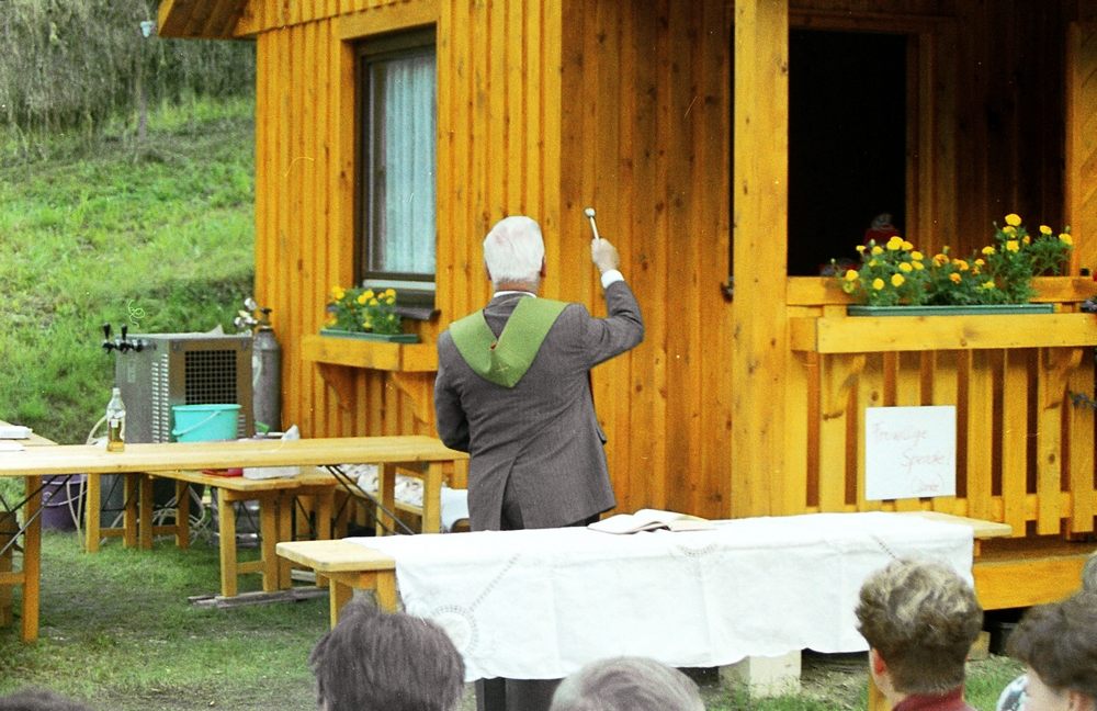 sais1994_00_660.jpg