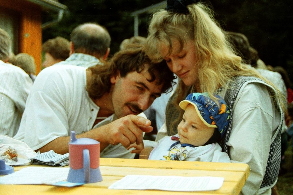 sais1994_00_664.jpg