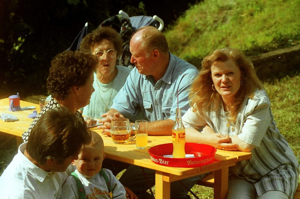 sais1994_00_678.jpg
