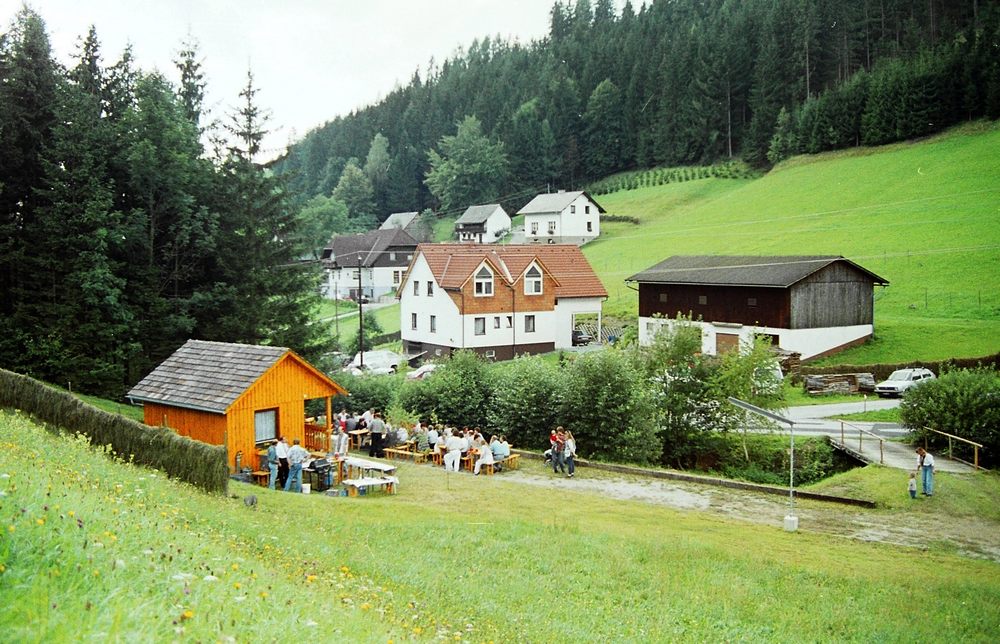 sais1994_00_682.jpg