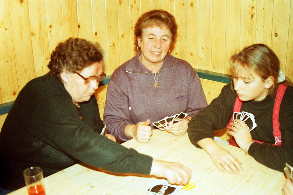 sais1994_00_694.jpg