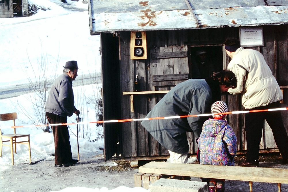 sais1994_00_728.jpg
