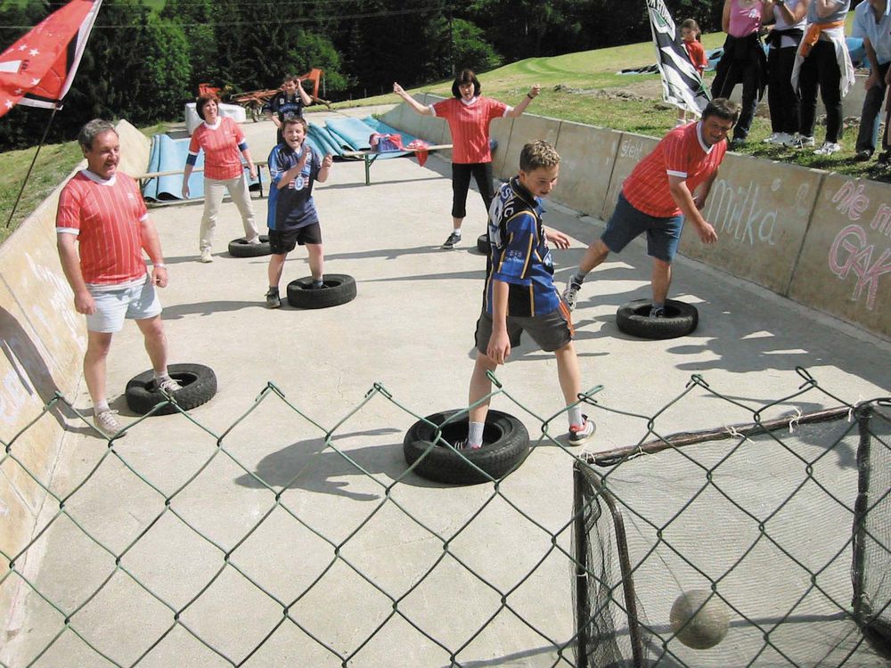 sais2001_02_178.jpg