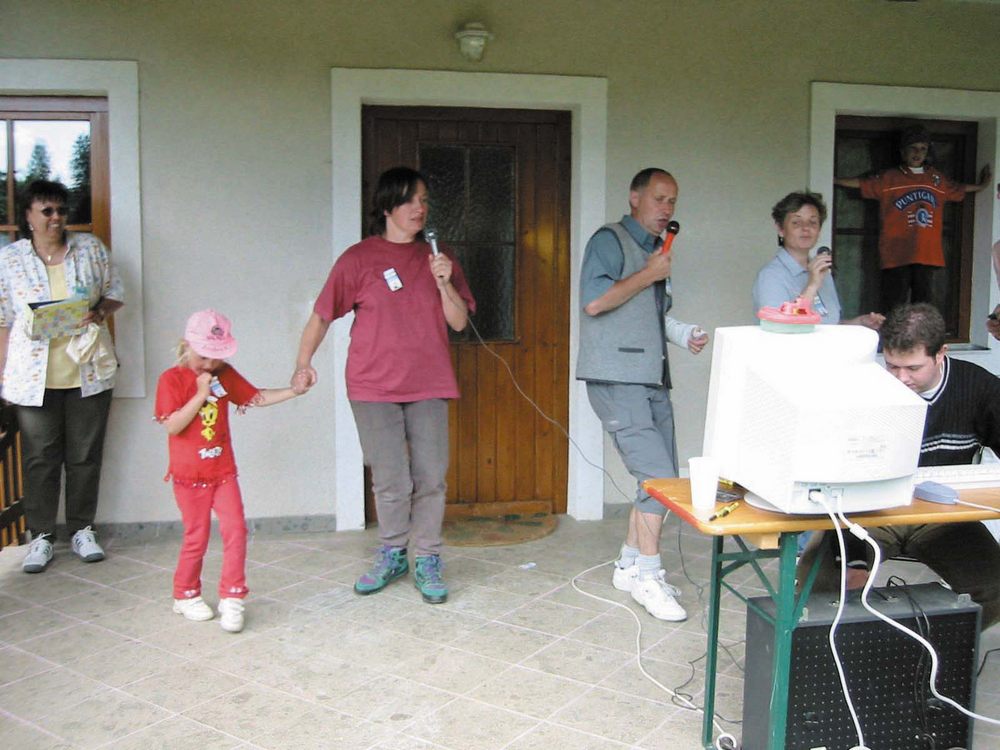 sais2001_02_88.jpg