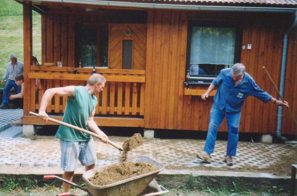 sais2001_02_222.jpg