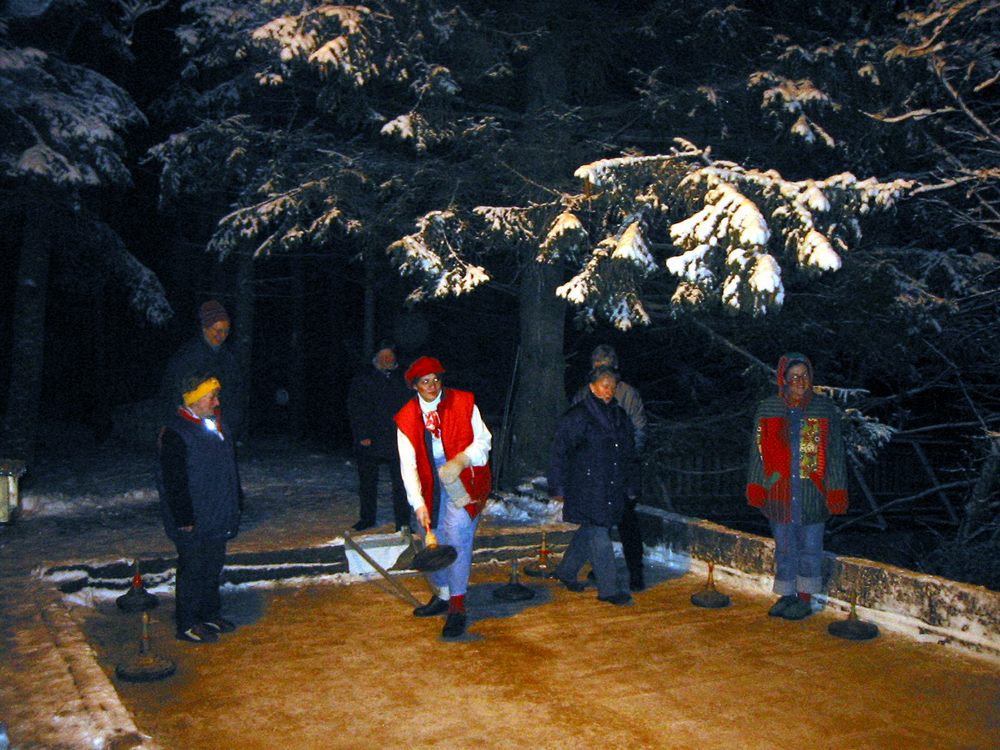 sais2003_04_36.jpg