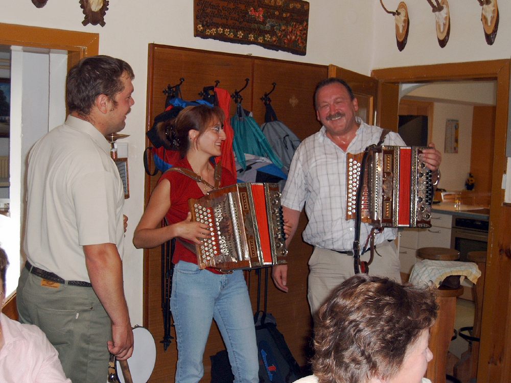 sais2003_04_122.jpg