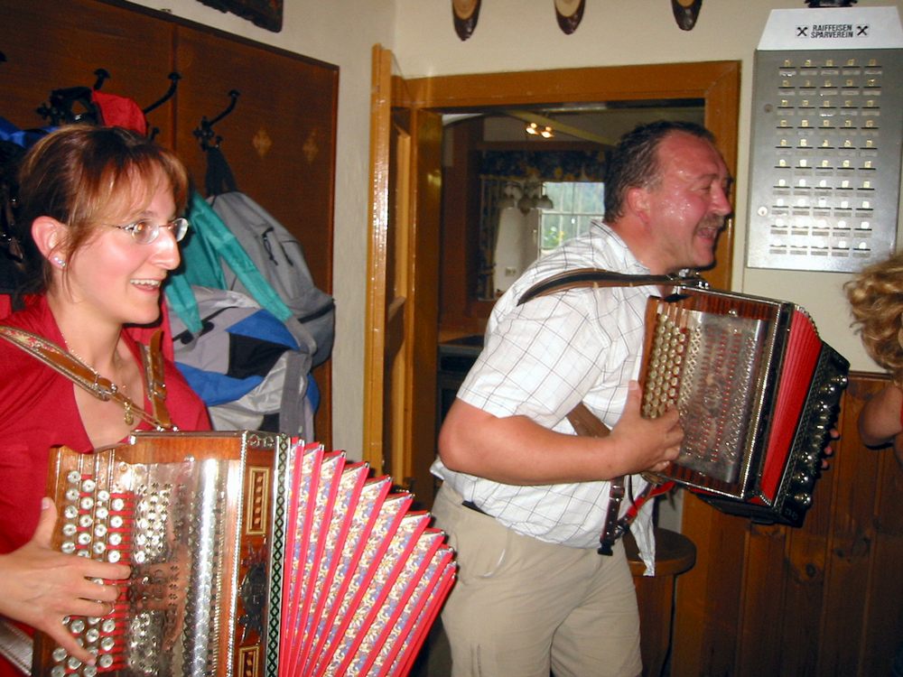 sais2003_04_64.jpg
