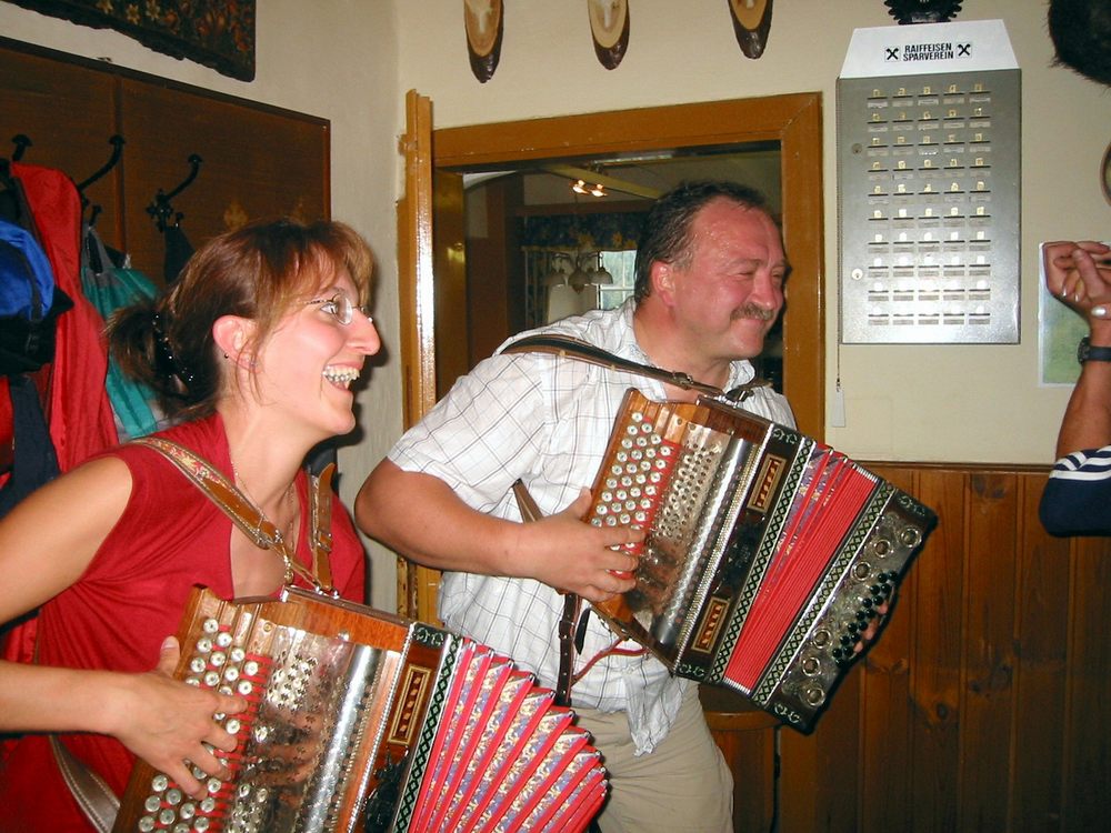 sais2003_04_66.jpg