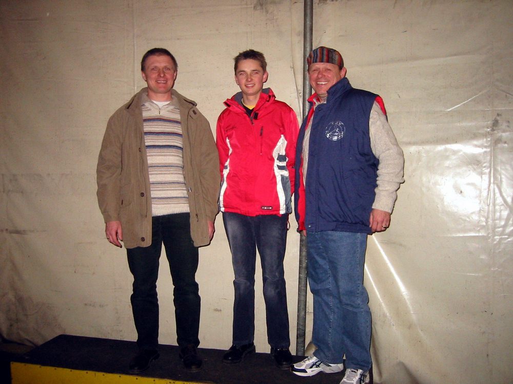 sais2003_04_222.jpg