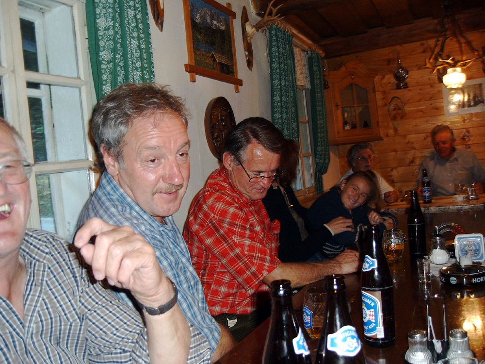 sais2003_04_416.jpg