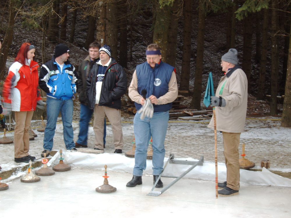 sais2003_04_428.jpg