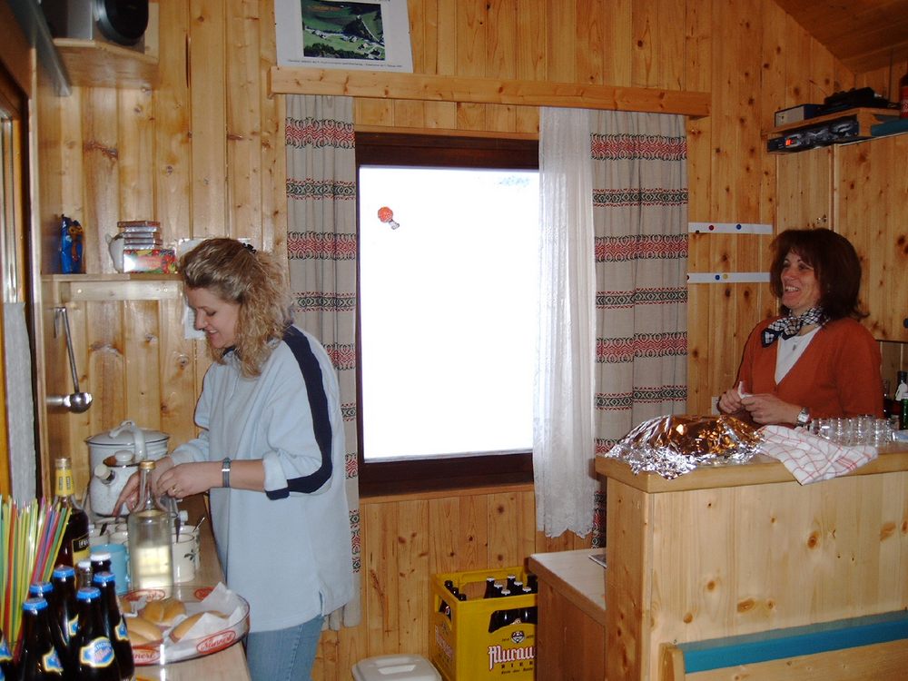 sais2003_04_438.jpg