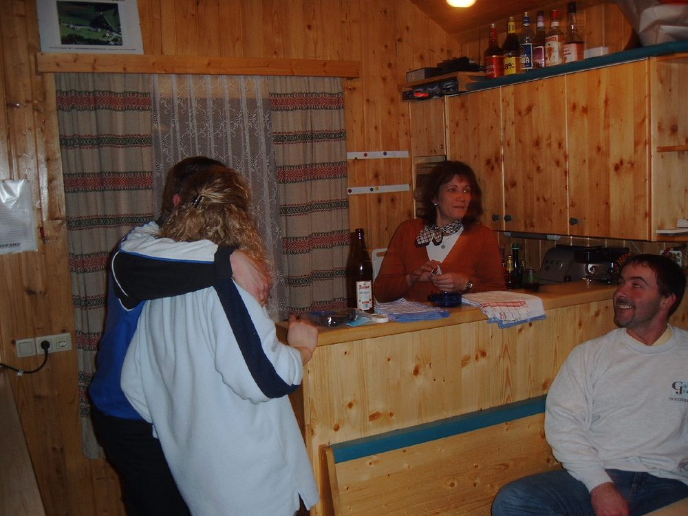 sais2003_04_452.jpg
