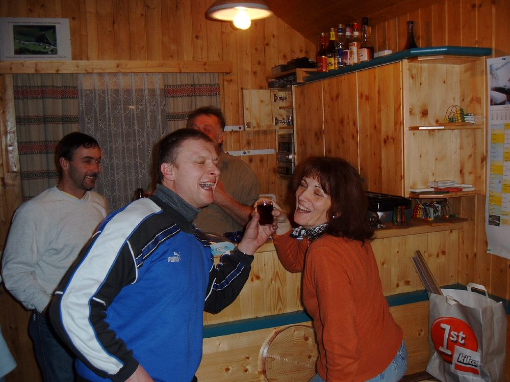 sais2003_04_464.jpg