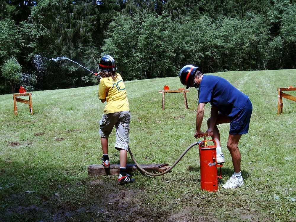 sais2004_05_210.jpg