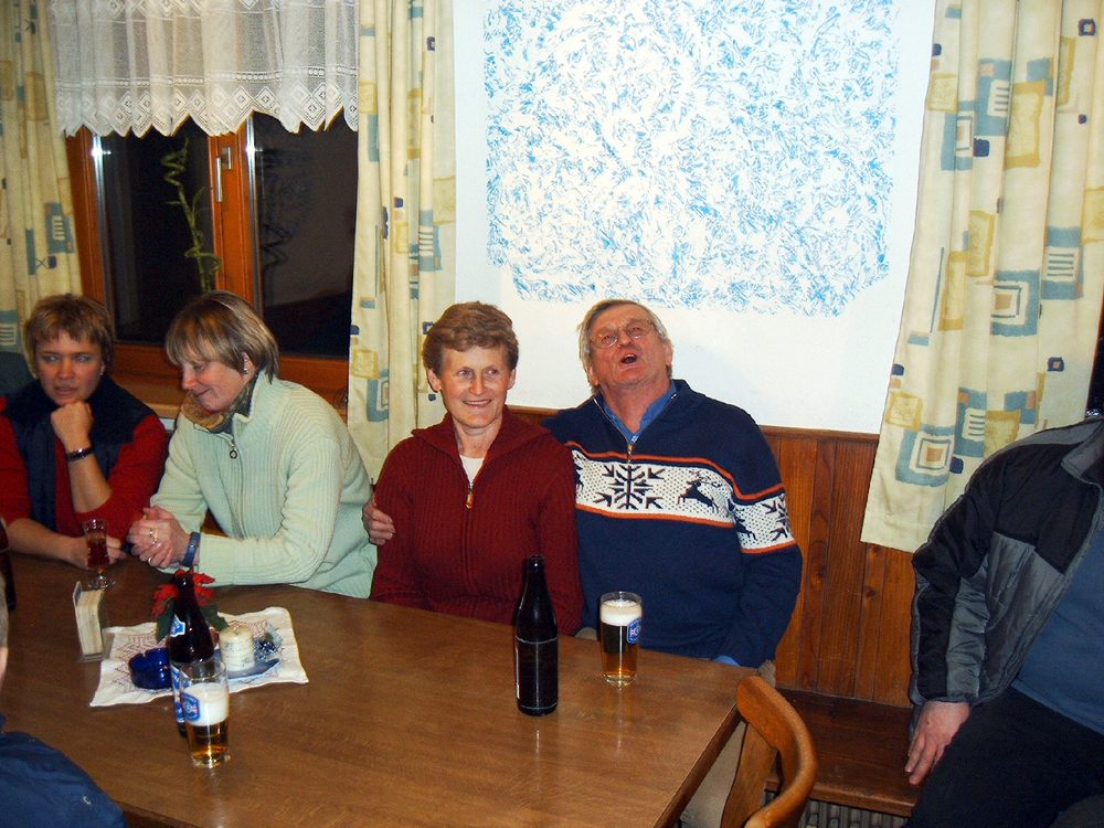 sais2004_05_670.jpg