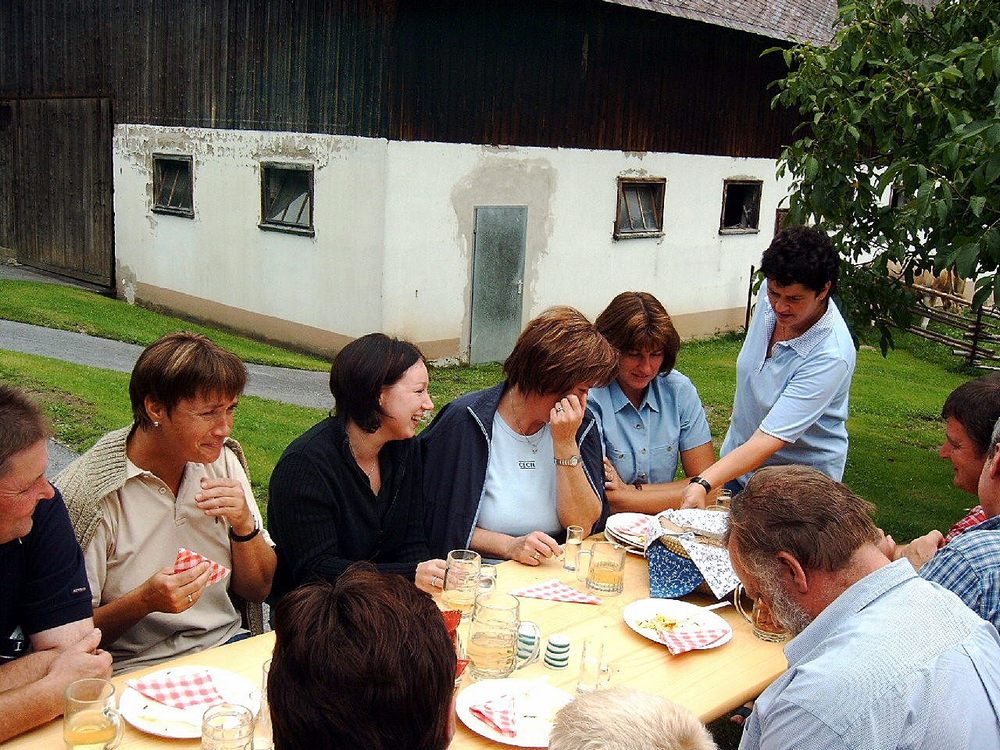 sais2004_05_782.jpg