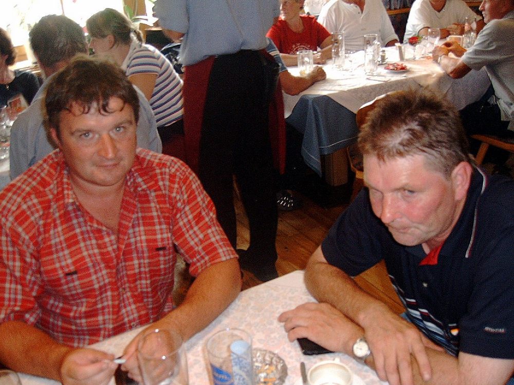 sais2004_05_808.jpg