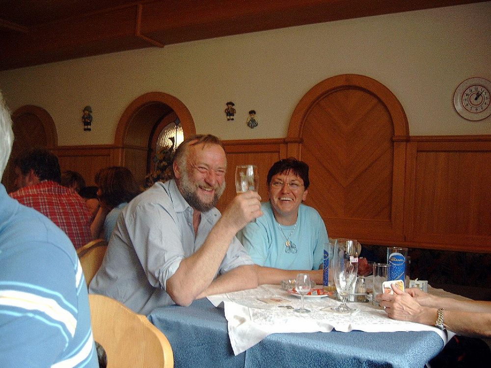sais2004_05_814.jpg