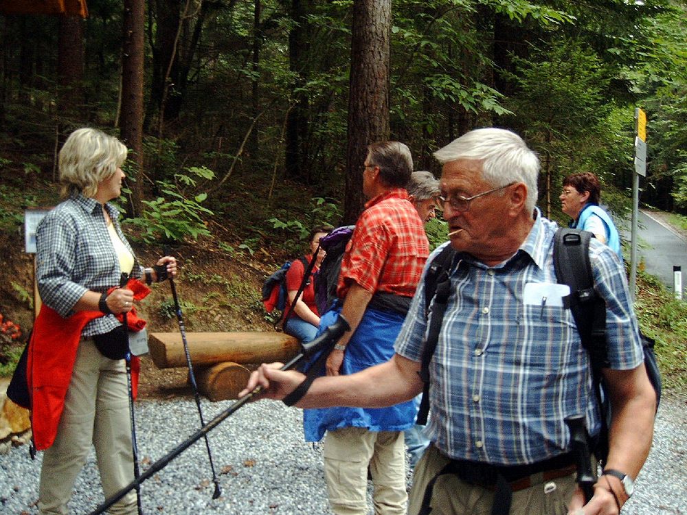 sais2004_05_828.jpg