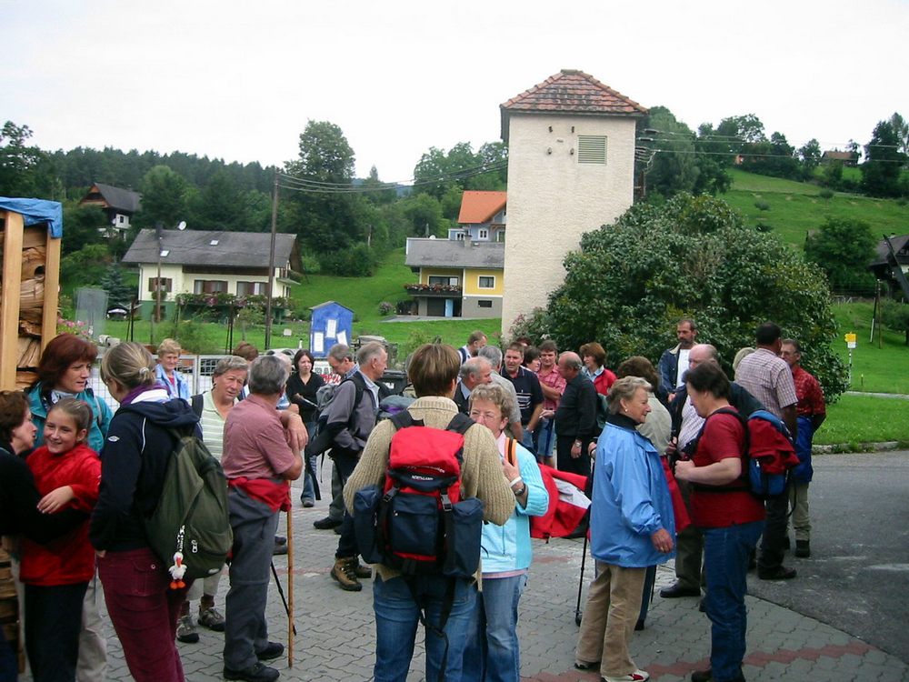 sais2004_05_890.jpg