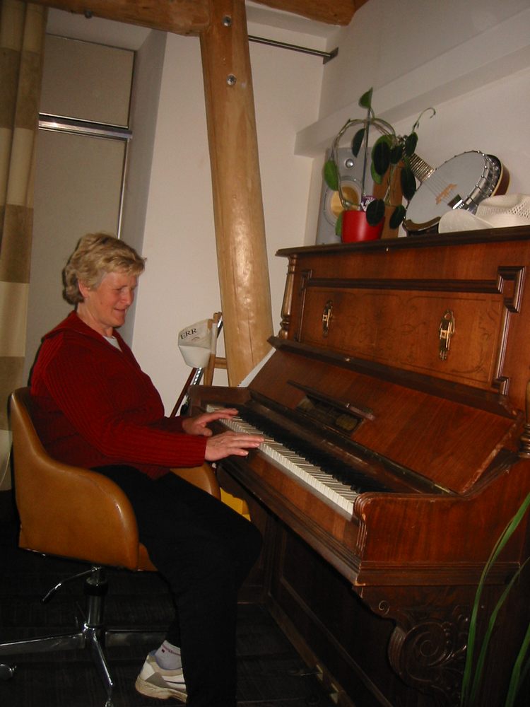 sais2005_06_194.jpg