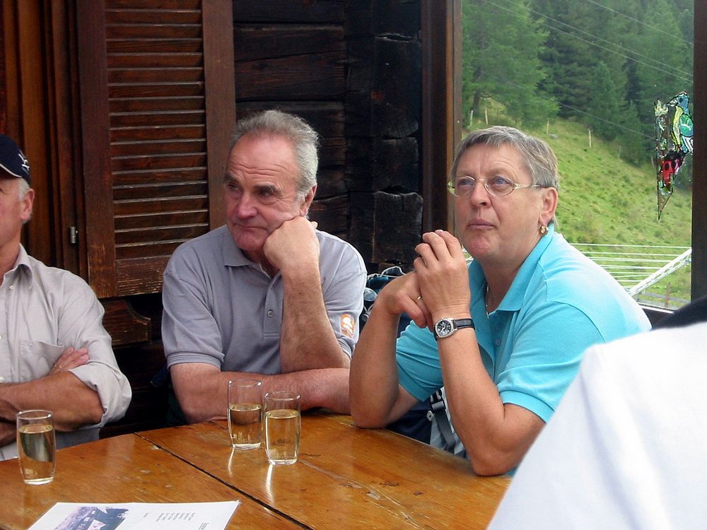 sais2005_06_556.jpg