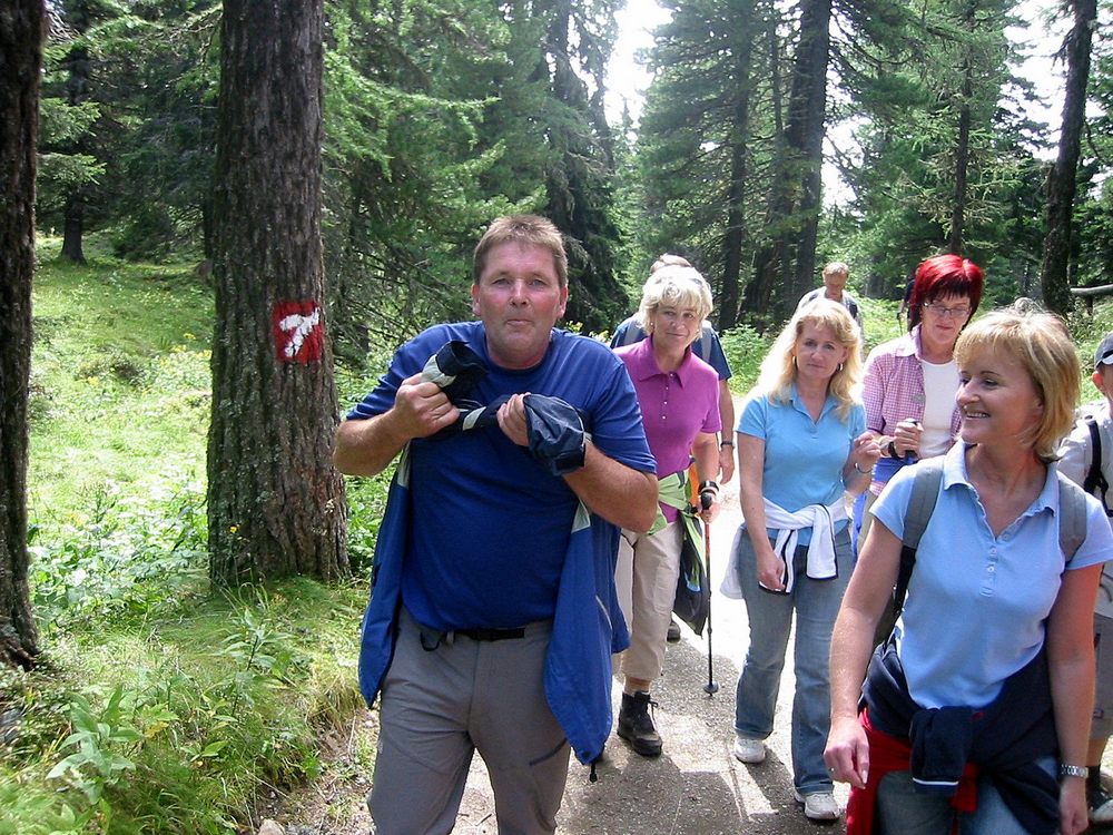 sais2005_06_560.jpg