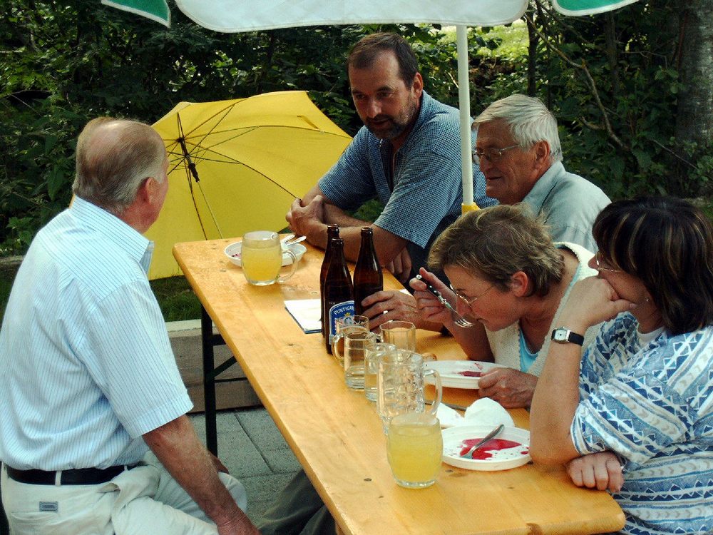 sais2005_06_688.jpg