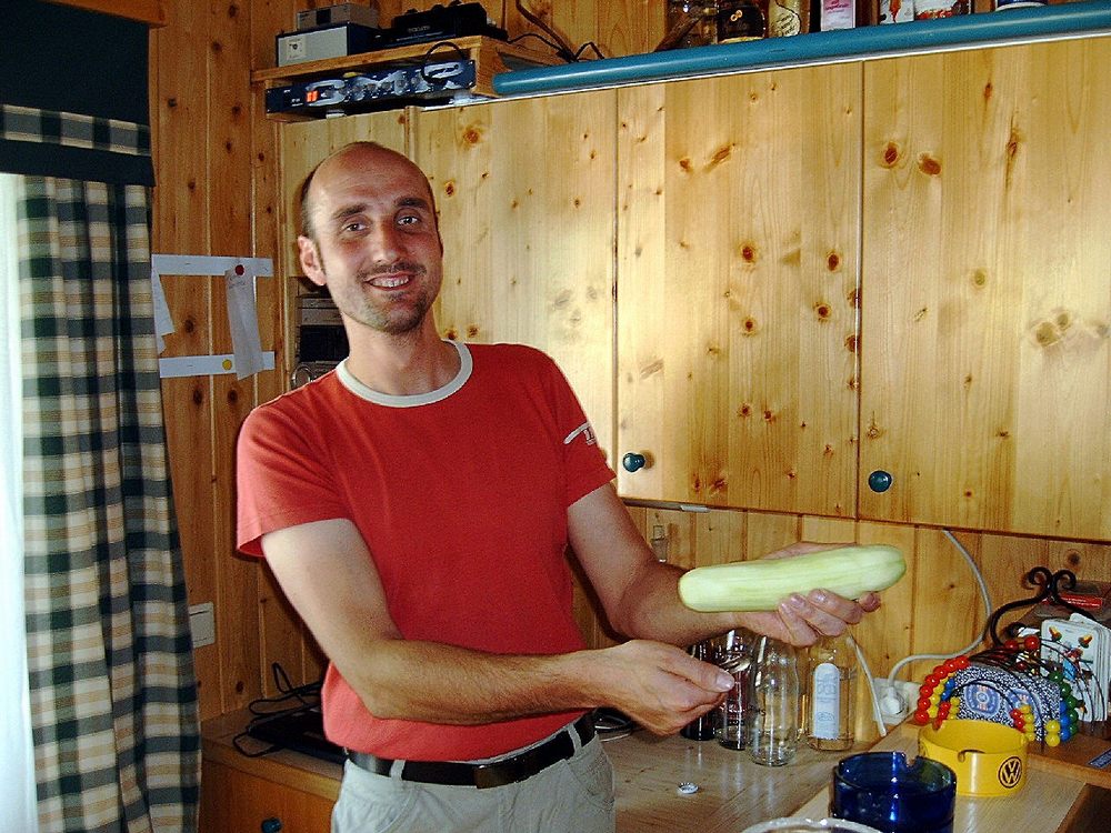 sais2005_06_730.jpg