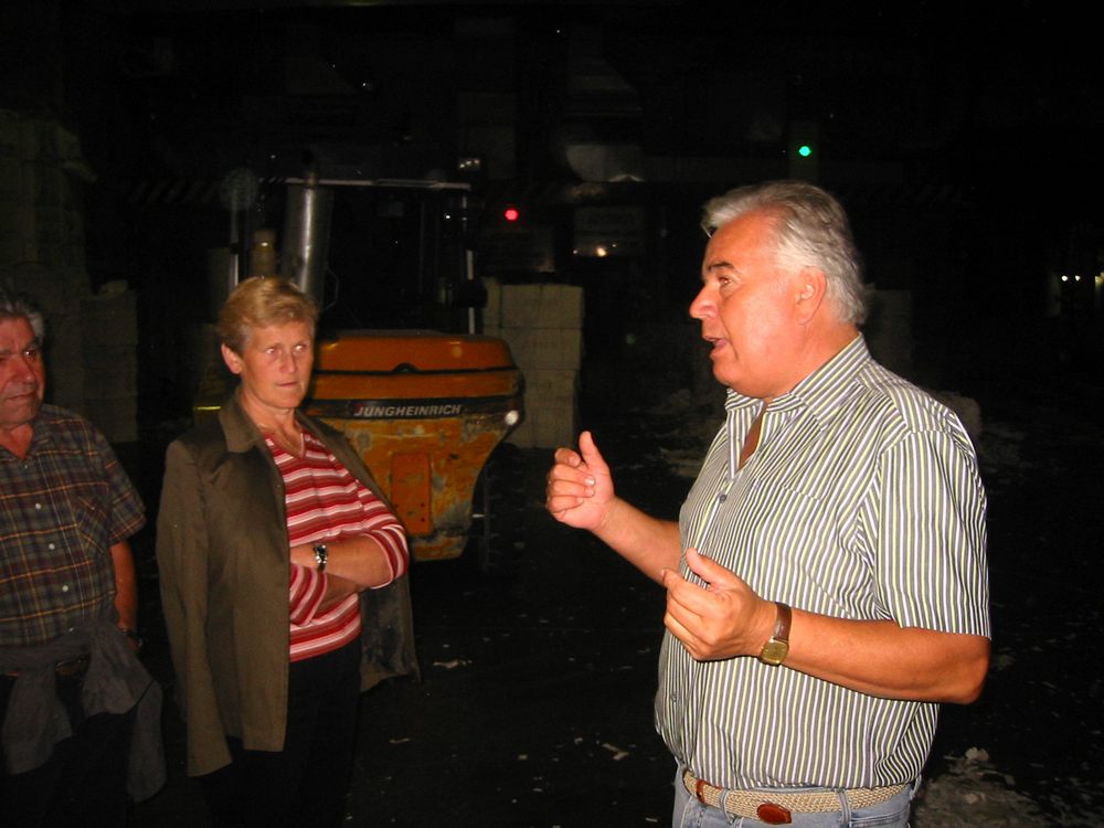 sais2005_06_806.jpg