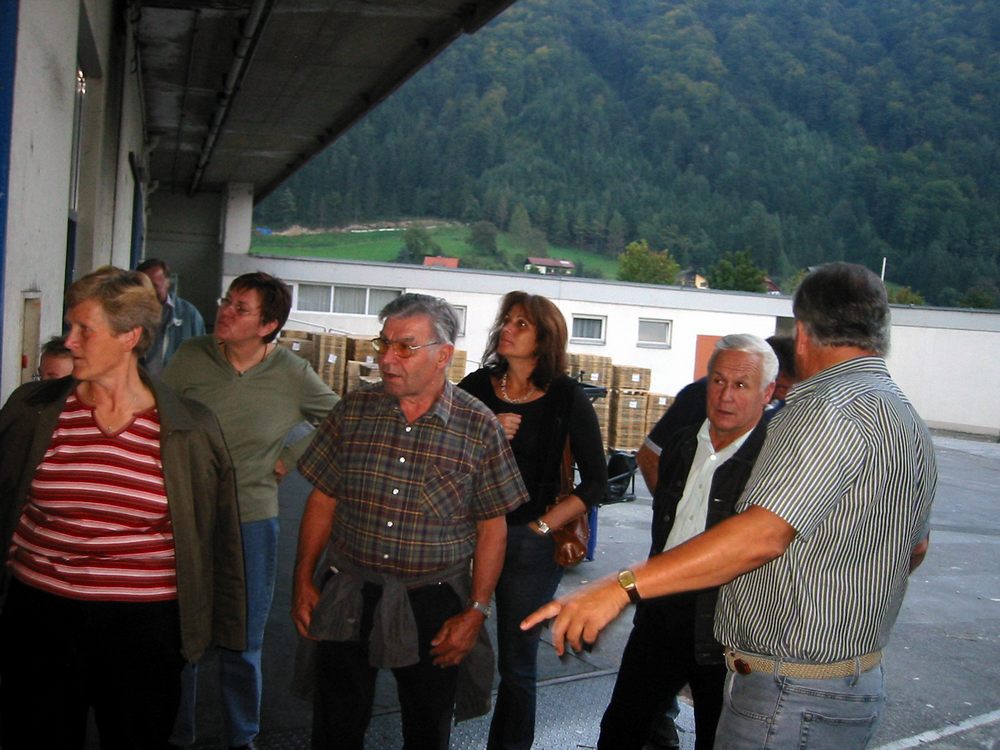 sais2005_06_812.jpg