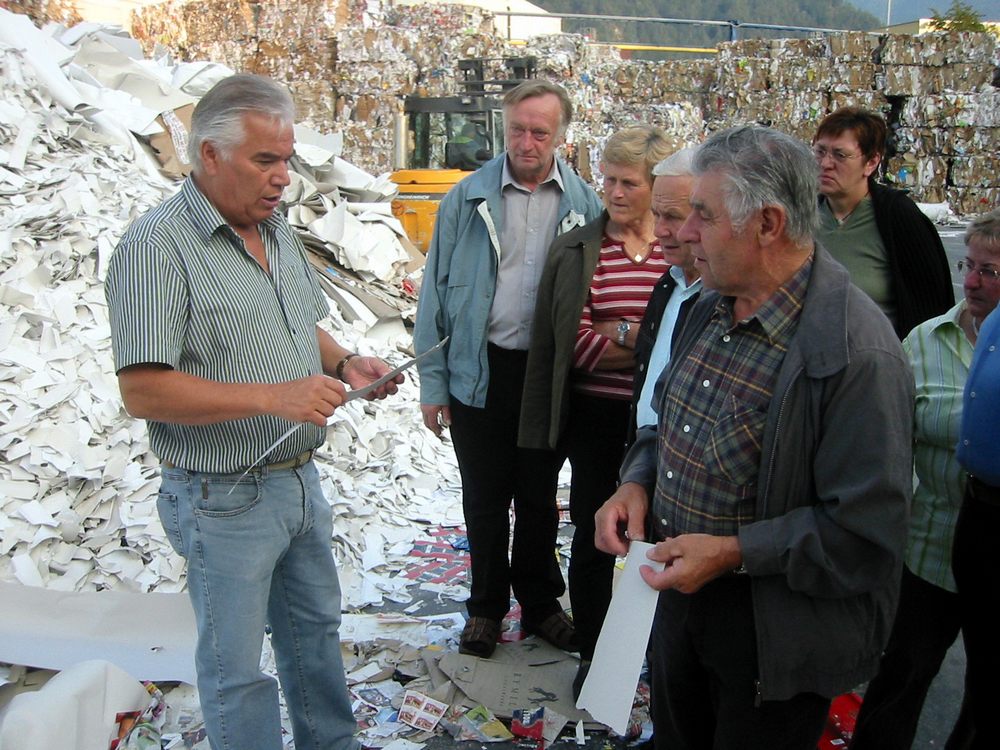 sais2005_06_826.jpg