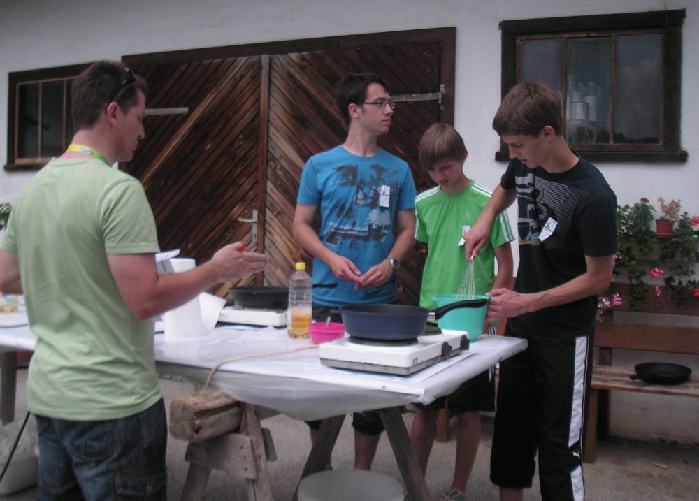 sais2012_13_432.jpg