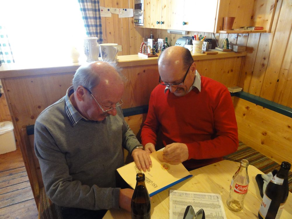 sais2013_14_380.jpg