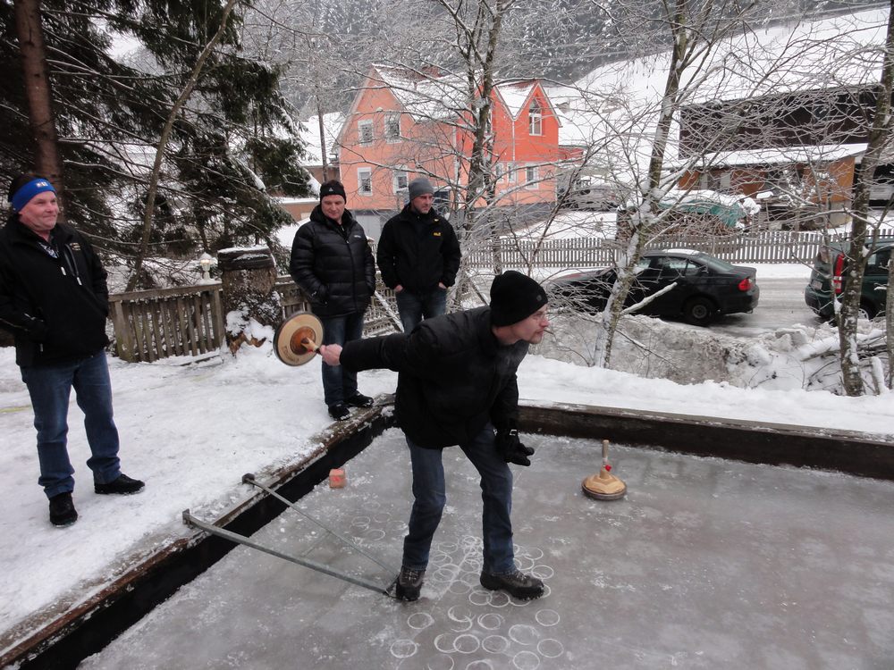 sais2013_14_402.jpg
